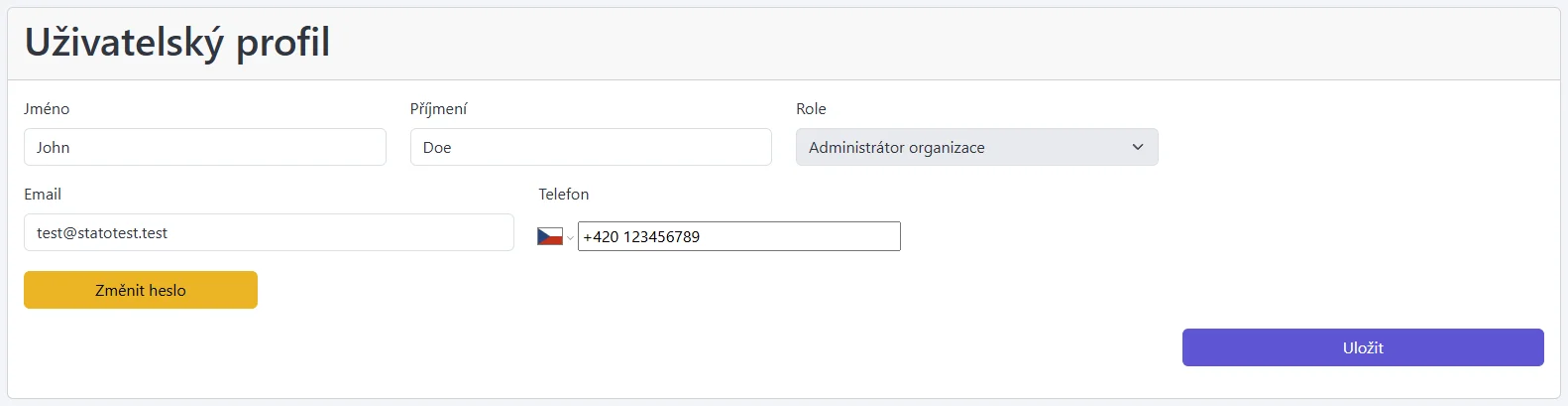 Screenshot: Stránka Uživatelský profil se zobrazenými osobními údaji a tlačítkem Změnit heslo